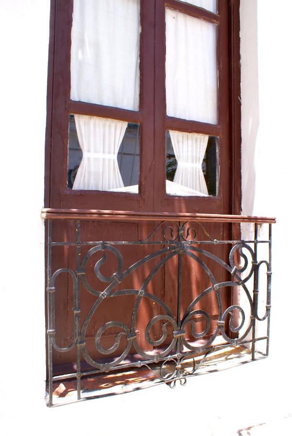 Estudio Taller De Tejas Colonia B&B Colonia del Sacramento Dış mekan fotoğraf